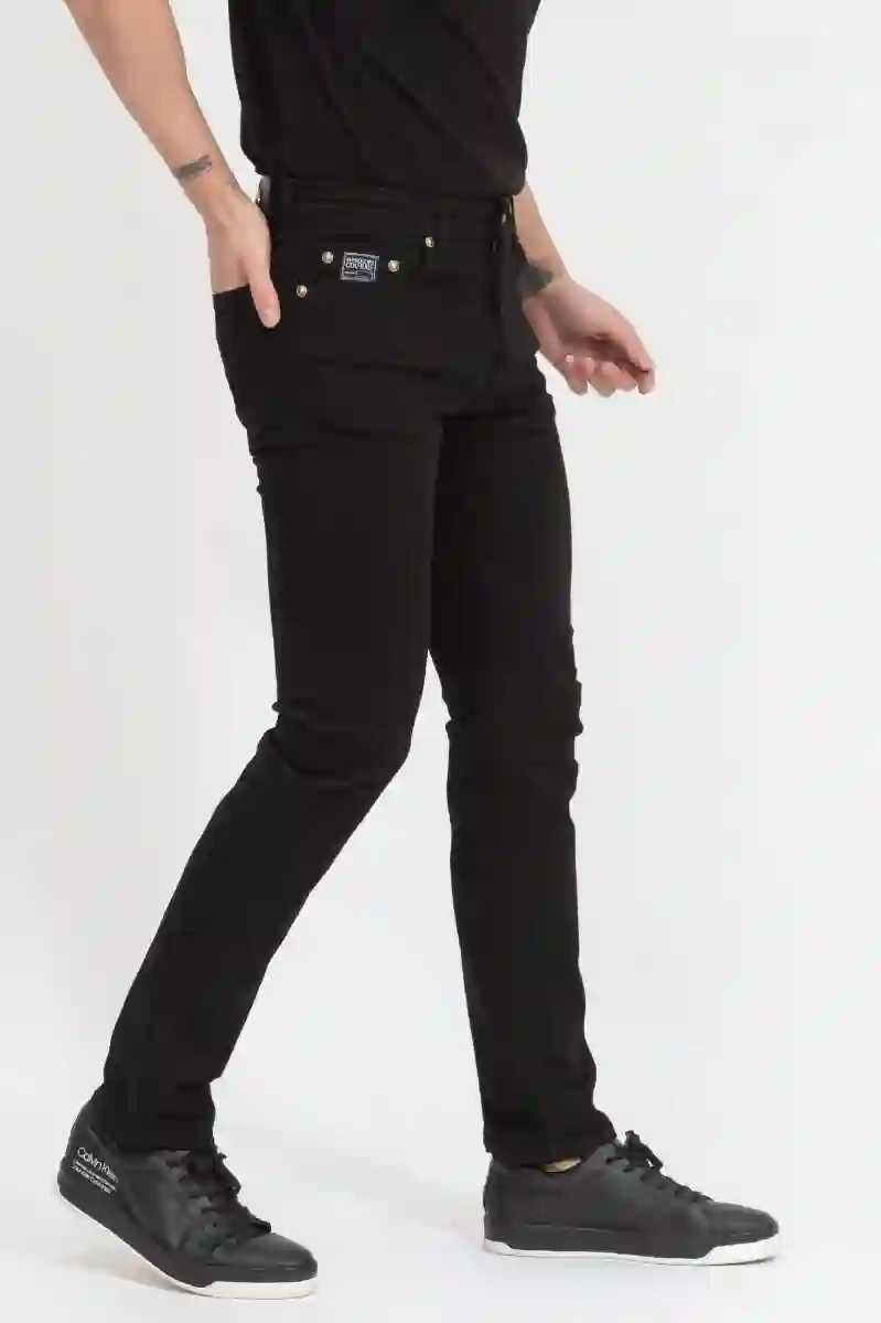 Resim VERSACE ERKEK JEAN 77GAB5K0